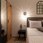Terra - Comfort With Garden, Terrace & Free Parking * Trogir