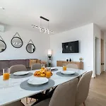 Terra - Comfort With Garden, Terrace & Free Parking Appartement