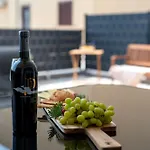 Appartement Terra - Comfort With Garden, Terrace & Free Parking