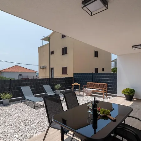 Terra - Comfort With Garden, Terrace & Parking, Just Minutes To Town & Apartment Trogir