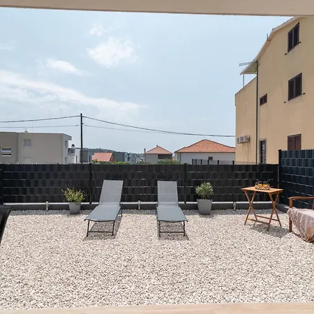 Terra - Comfort With Garden, Terrace & Parking, Just Minutes To Town & *