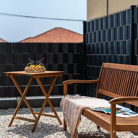 Terra - Comfort With Garden, Terrace & Parking, Just Minutes To Town & Apartment *