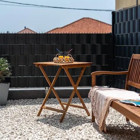 Apartment Terra - Comfort With Garden, Terrace & Parking, Just Minutes To Town & *