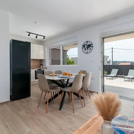 Apartment Terra - Comfort With Garden, Terrace & Parking, Just Minutes To Town & Trogir